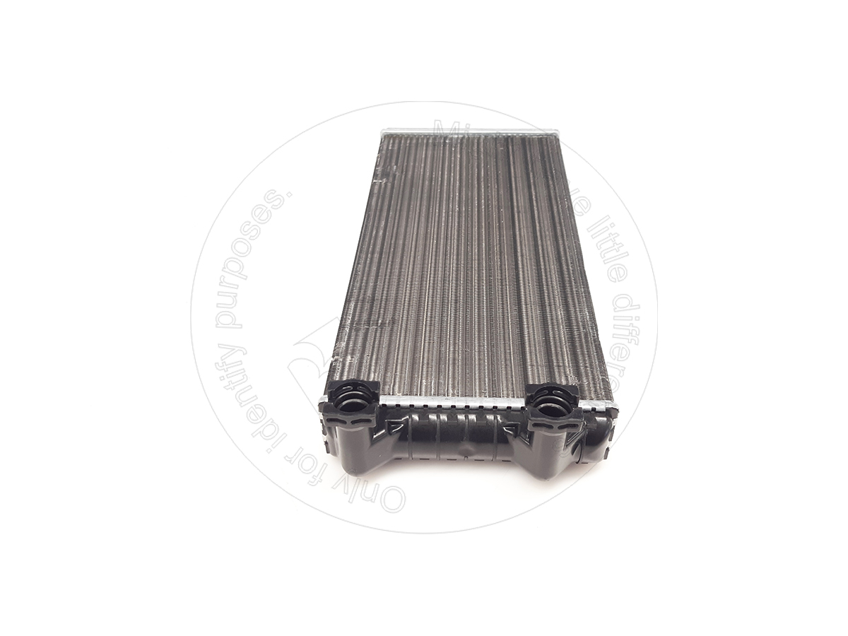 radiator COMPATIBLE FOR VOLVO APPLICATIONS 85104947